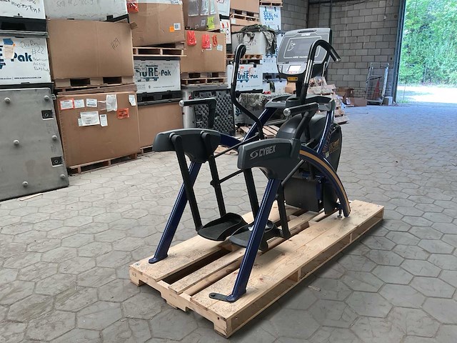 Cybex arc trainer crosstrainer - afbeelding 3 van  7