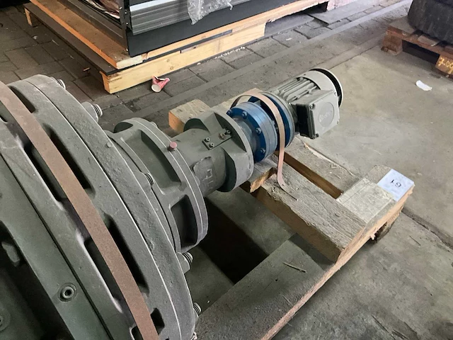 Cyclo uvcs-22316-3045 reductormotor - afbeelding 3 van  5