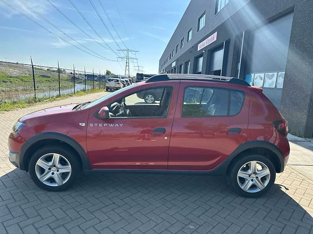 Dacia - 2014 - sandero - 0.9 tce stepway lau. - personenauto - afbeelding 8 van  15
