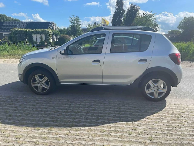 Dacia - sandero - 0.9 tce stepway lauréte 2013 | 1-slp-14 - afbeelding 6 van  10