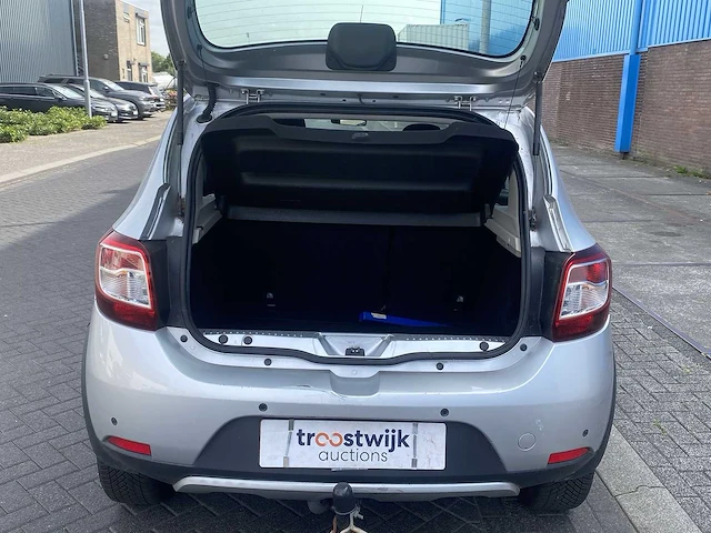 Dacia - sandero - 0.9 tce stepway lauréte 2013 | 1-slp-14 - afbeelding 18 van  30