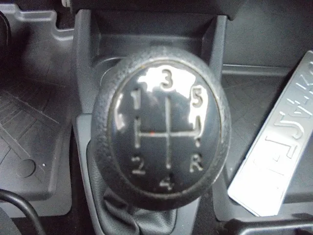 Dacia 1.5 dci 90 ambiance v-724-rg - afbeelding 2 van  13