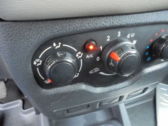 Dacia 1.5 dci 90 ambiance v-724-rg - afbeelding 3 van  13