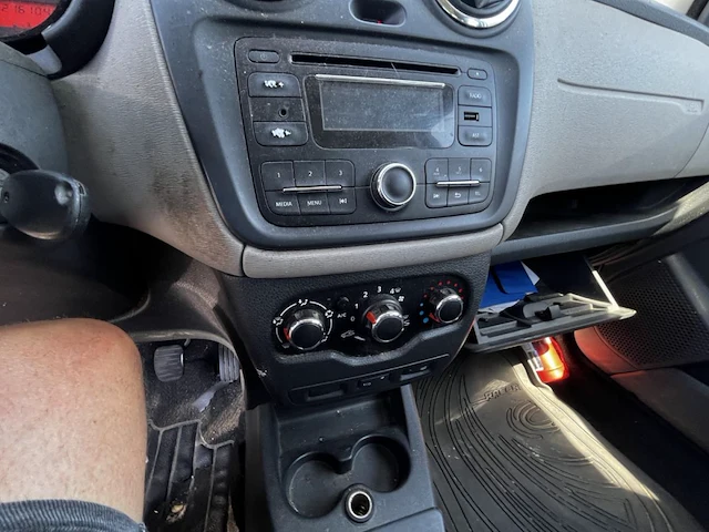 Dacia dokker 1.5 dci ambiance 90,2016 - afbeelding 2 van  25
