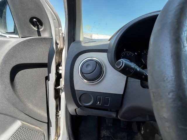 Dacia dokker 1.5 dci ambiance 90,2016 - afbeelding 7 van  25