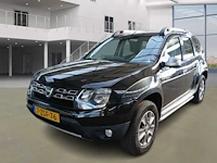 Dacia duster 1.2 tce 4x2 prestige; 7-zsf-76 - afbeelding 1 van  9