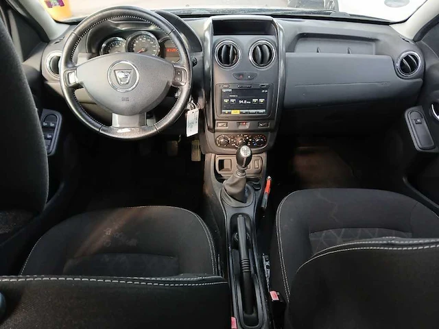 Dacia duster 1.2 tce 4x2 prestige; 7-zsf-76 - afbeelding 6 van  9