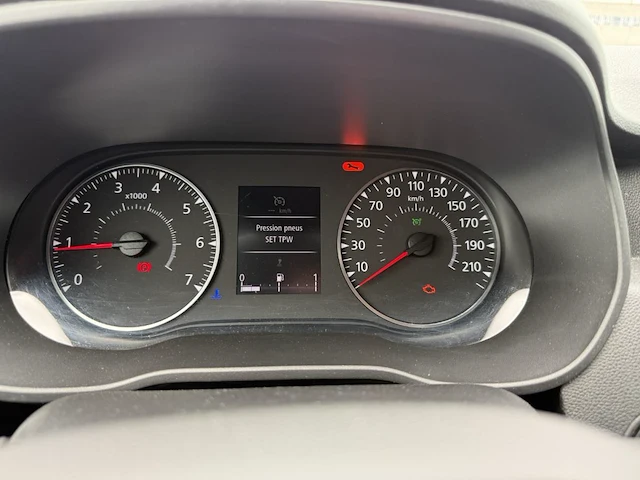 Dacia duster 1.5 blue dci prestige (eu6.2) 116,2019 - afbeelding 8 van  30