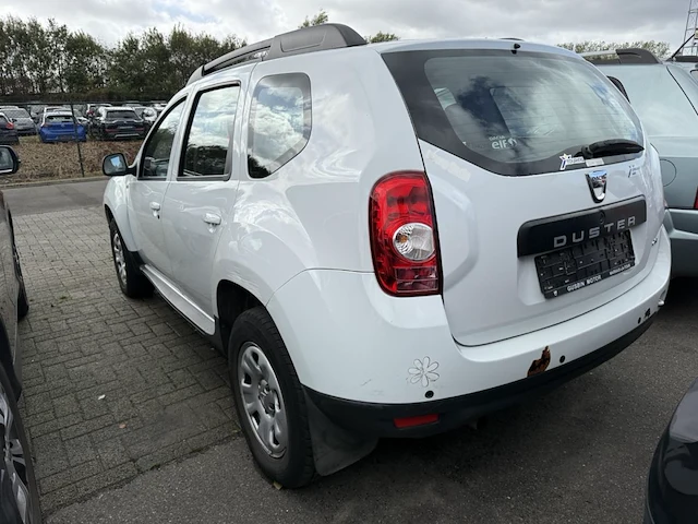 Dacia duster 1.5 dci 4x2 laureate fap,2011 - afbeelding 28 van  32