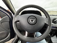 Dacia duster 1.6i 4x2 laureate, 2011 - afbeelding 6 van  35