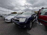 Dacia duster 1.6i 4x2 laureate, 2011 - afbeelding 1 van  35