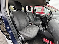 Dacia duster 1.6i 4x2 laureate, 2011 - afbeelding 14 van  35