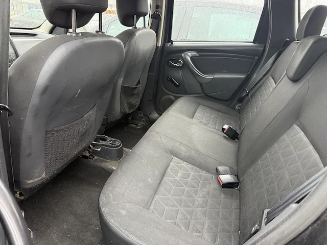 Dacia duster phase 2 1.5 dci 4x2 laureate,2015 - afbeelding 9 van  27