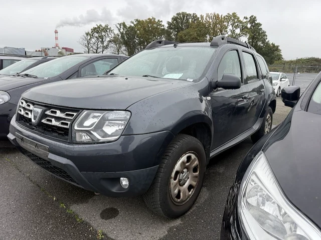 Dacia duster phase 2 1.5 dci 4x2 laureate,2015 - afbeelding 1 van  27