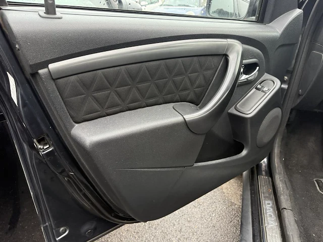 Dacia duster phase 2 1.5 dci 4x2 laureate,2015 - afbeelding 24 van  27