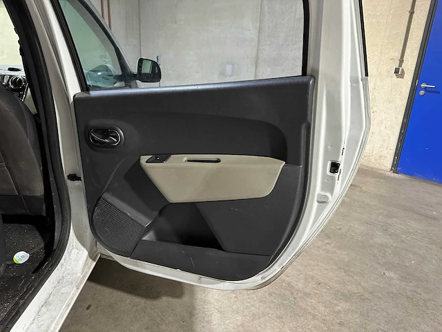 Dacia lodgy 1.2 tce prestige 7-persoons 116pk 2013, 4-kgd-46 - afbeelding 28 van  40