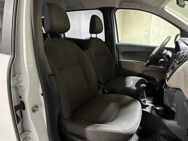 Dacia lodgy 1.2 tce prestige 7-persoons 116pk 2013, 4-kgd-46 - afbeelding 32 van  40