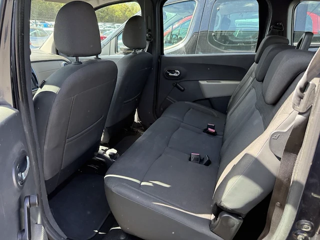 Dacia lodgy 1.6i laureate 7pl. 82, 2012 - afbeelding 9 van  31