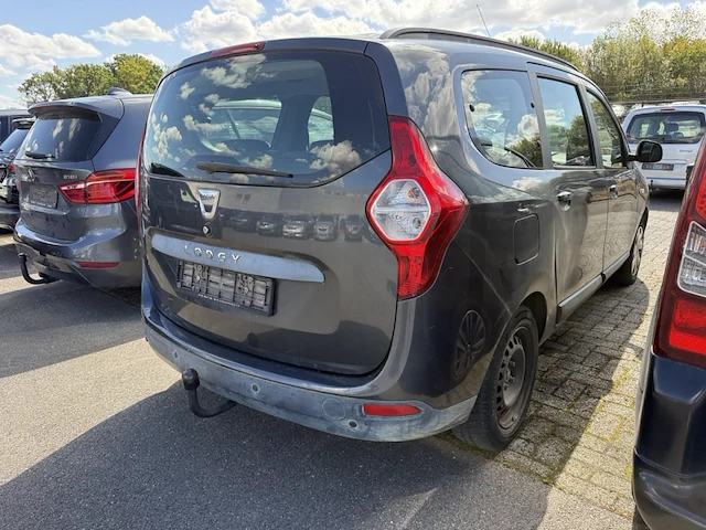 Dacia lodgy 1.6i laureate 7pl. 82, 2012 - afbeelding 26 van  31