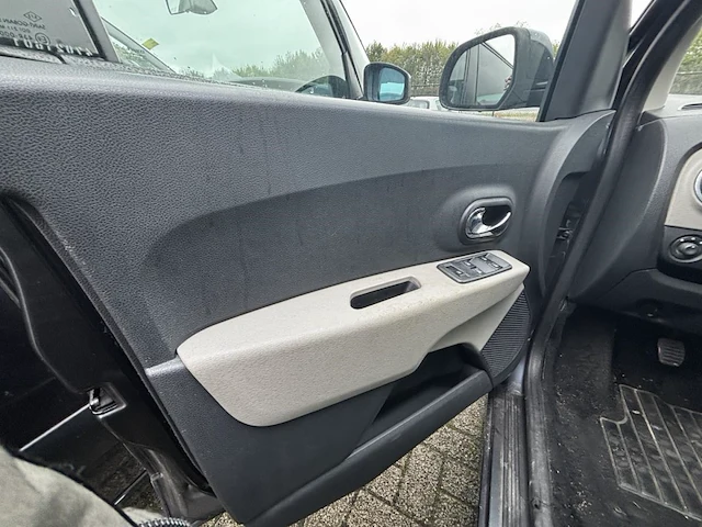 Dacia lodgy,2012 - afbeelding 42 van  44