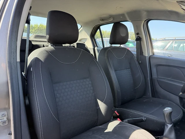 Dacia logan 0.9 tce laureate 90, 2014 - afbeelding 14 van  28