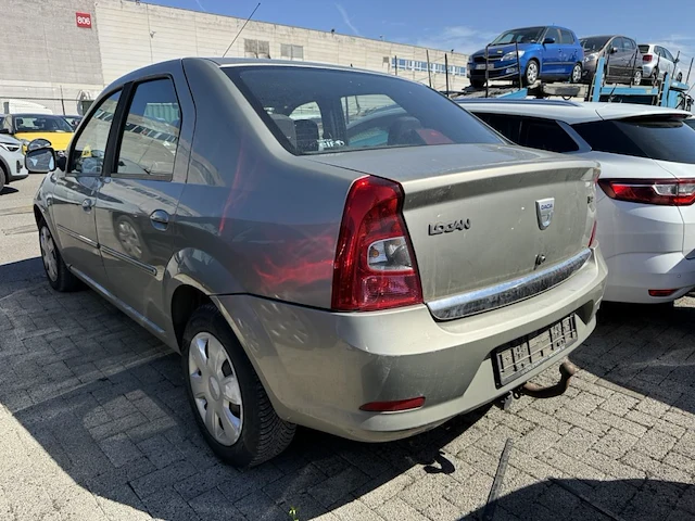 Dacia logan 1.5 dci laureate fap 89, 2011 - afbeelding 5 van  25