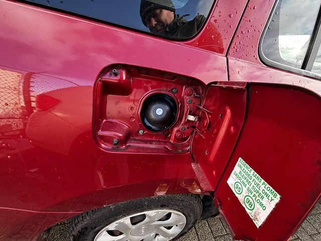 Dacia logan mcv 1.2i laureate, 2015 - afbeelding 13 van  35