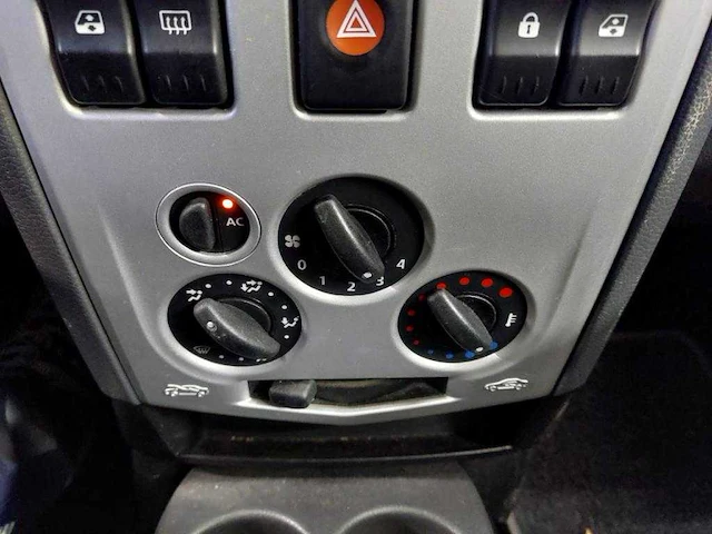 Dacia logan mcv 1.4 lauréate , 44-zg-vs - afbeelding 4 van  17
