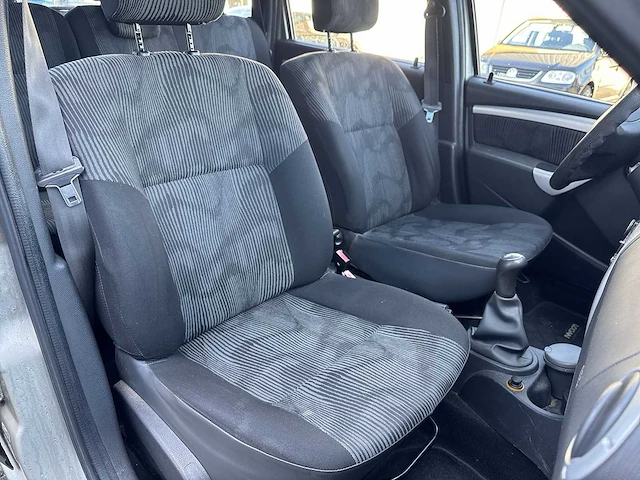Dacia logan mcv 1.4 lauréate car 2010 | 45-kzg-1 - afbeelding 13 van  21