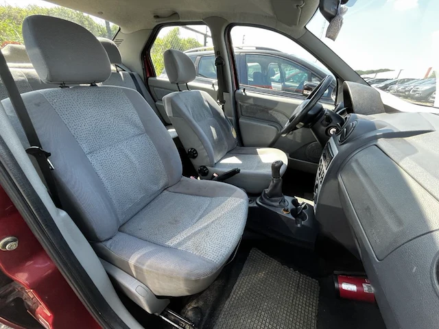 Dacia logan,2006 - afbeelding 10 van  35