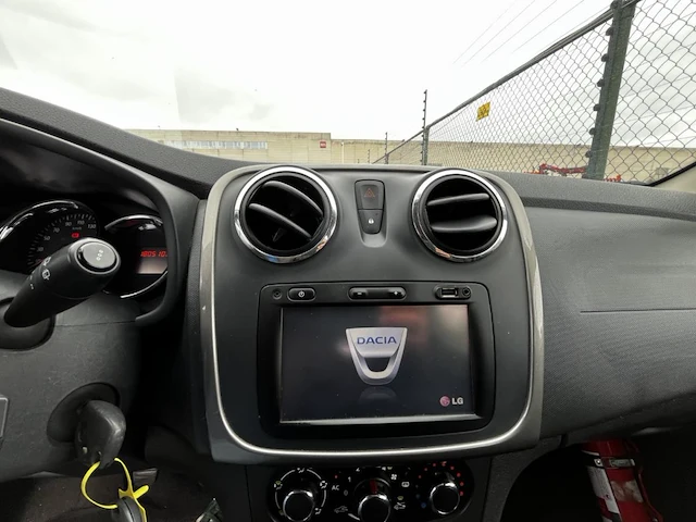 Dacia logan,2013 - afbeelding 28 van  29