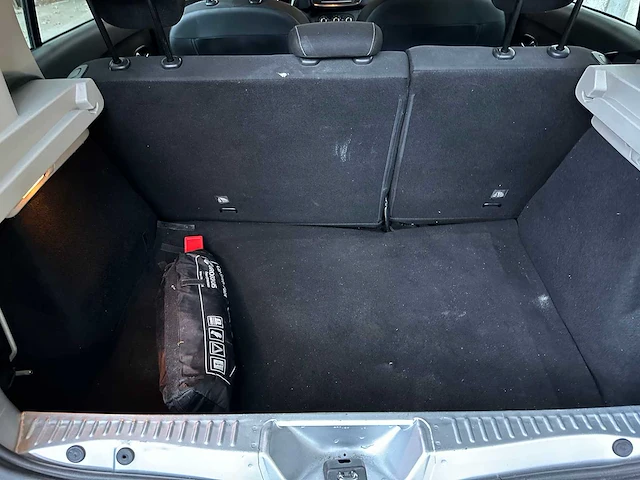 Dacia sandero 0.9 tce laureate 73pk 2019, g-092-lp - afbeelding 27 van  39