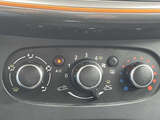 Dacia sandero 0.9 tce stepway laureate 2017 | nv-079-d - afbeelding 10 van  23