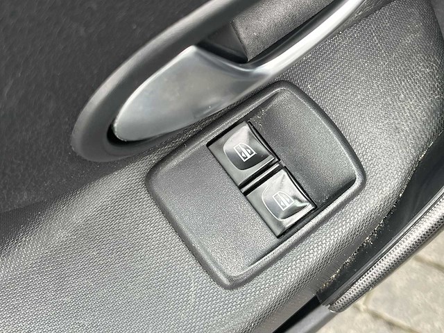 Dacia sandero 0.9 tce stepway laureate 2017 | nv-079-d - afbeelding 20 van  23