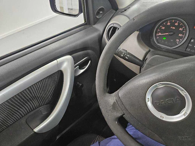 Dacia sandero 1.2 ambiance 2009 | 39-jrx-7 - afbeelding 2 van  20