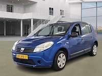 Dacia sandero 1.2 ambiance 2009 | 39-jrx-7 - afbeelding 1 van  20