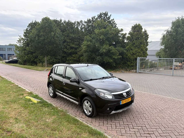 Dacia sandero 1.2 blackline, 87-rgr-2 - afbeelding 15 van  21
