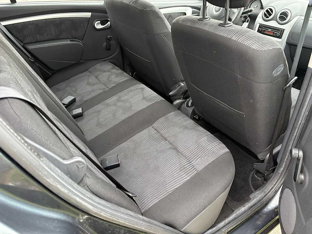 Dacia sandero 1.2 lauréate , 71-jlx-1 - afbeelding 8 van  23