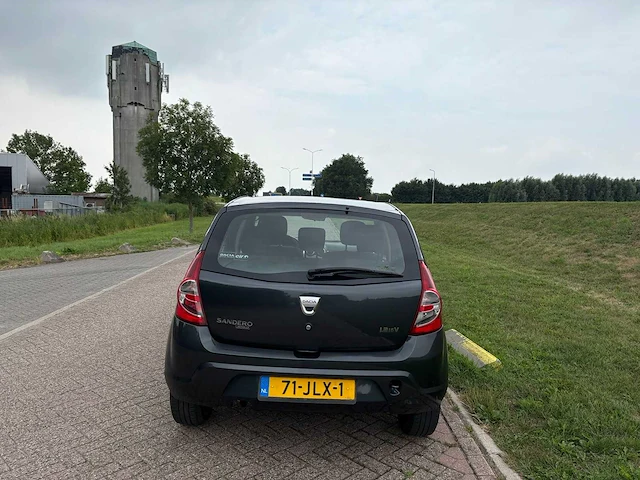 Dacia sandero 1.2 lauréate , 71-jlx-1 - afbeelding 11 van  23
