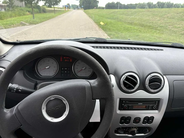 Dacia sandero 1.2 lauréate , 71-jlx-1 - afbeelding 21 van  23