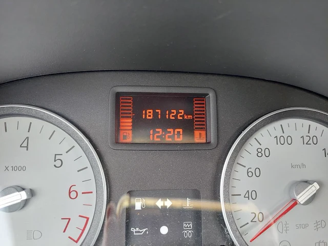 Dacia sandero 1.2i laureate 75, 2012 - afbeelding 4 van  28