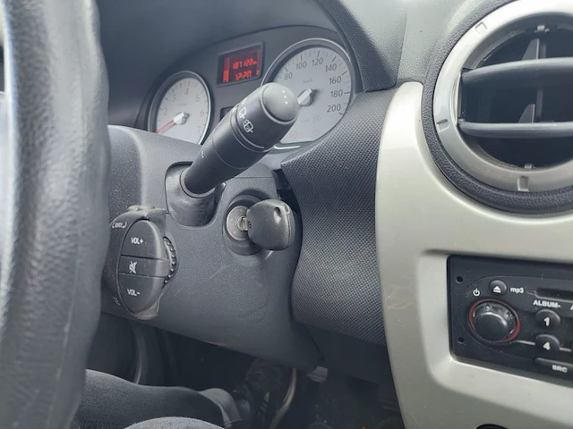 Dacia sandero 1.2i laureate 75, 2012 - afbeelding 7 van  28