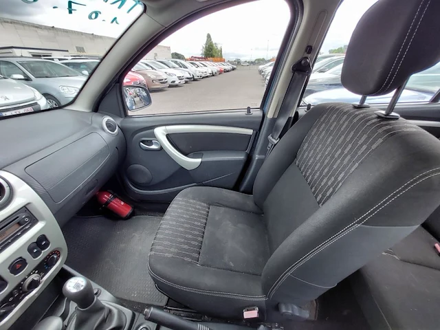 Dacia sandero 1.2i laureate 75, 2012 - afbeelding 10 van  28