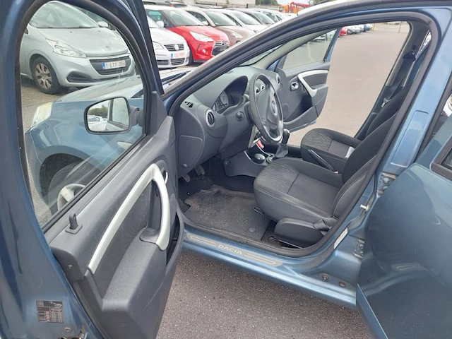 Dacia sandero 1.2i laureate 75, 2012 - afbeelding 26 van  28