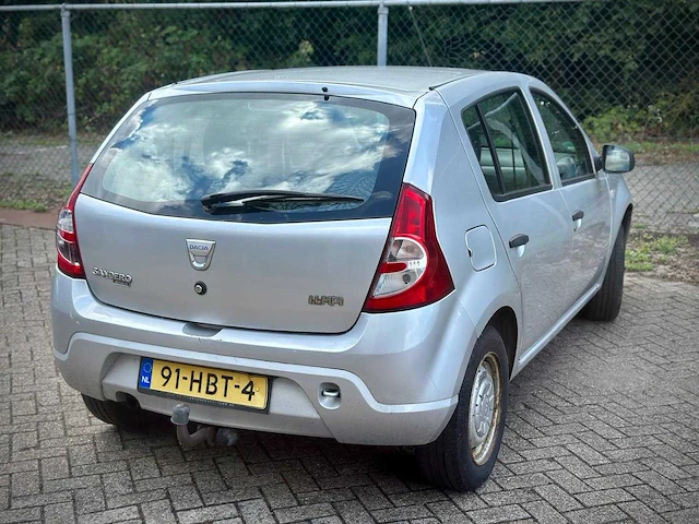 Dacia sandero 1.4, 91-hbt-4 - afbeelding 6 van  13