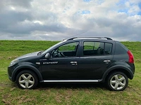 Dacia sandero 1.6 stepway, 20-lpz-2 - afbeelding 2 van  17
