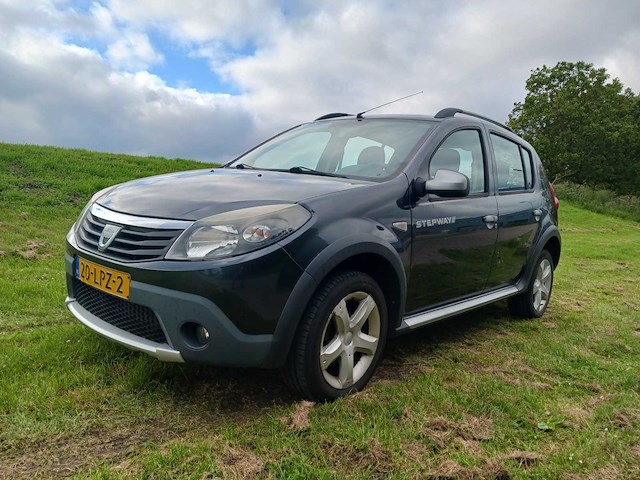 Dacia sandero 1.6 stepway, 20-lpz-2 - afbeelding 1 van  17