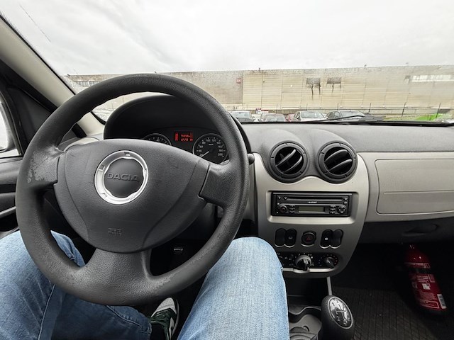 Dacia sandero, 2010 - afbeelding 2 van  25