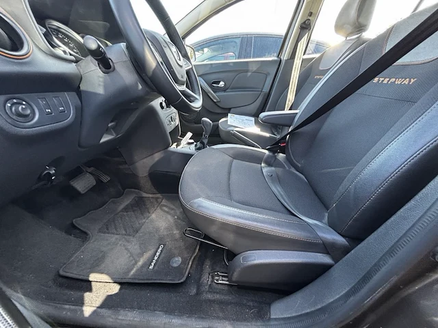 Dacia sandero stepway 0.9 tce explorer easy-r 90 at, 2017 - afbeelding 9 van  33