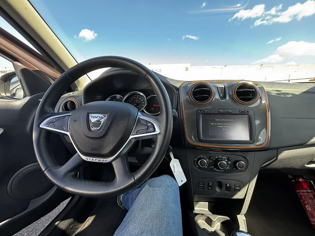 Dacia sandero stepway 0.9 tce explorer easy-r 90 at, 2017 - afbeelding 32 van  33